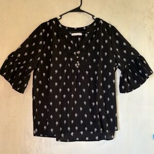 Ces femme Split Neck Floral Print Blouse womens size medium NWOT